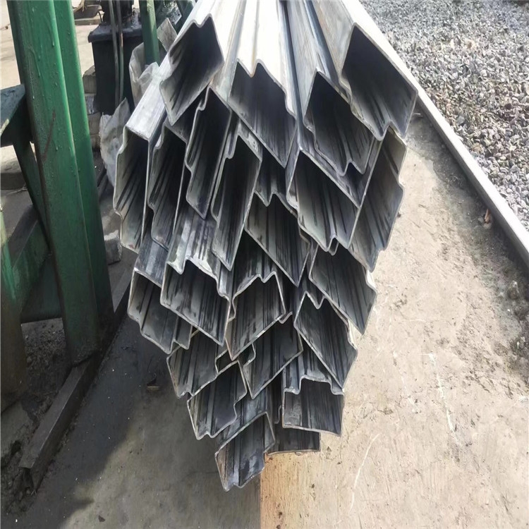 異型鋼管定制廠家電動(dòng)車棚鋼管扇形管 半圓管來圖加工定做